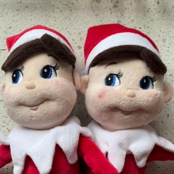 Two plush Elf on the Shelf plush shelf sitter dolls - Picture 2 of 6